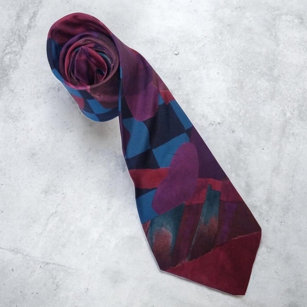 Italian Men's Tie Silk Abstract Shapes Purple Blue Styled Made in USA
